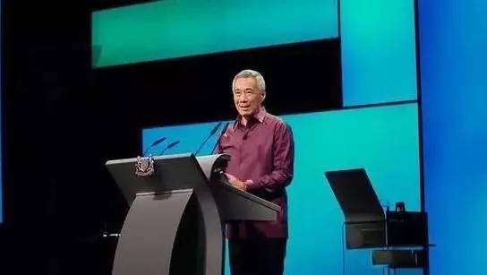 3年前，李顯龍總理說，新加坡部長在中國像個“鄉巴佬”。前天，這一切變了