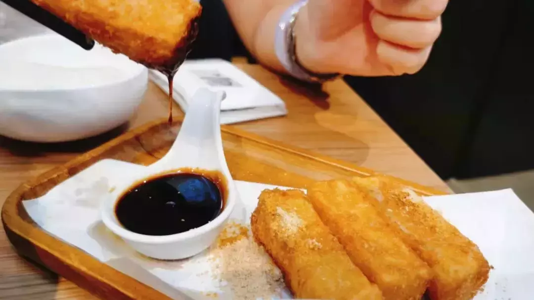 亲测！太二酸菜鱼来新加坡，还有那么鲜嫩好吃，二到上头吗