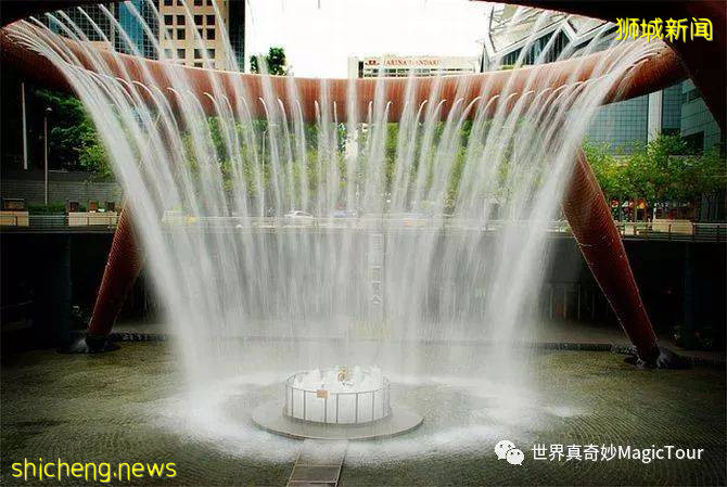 新加坡:令人惊叹的财富喷泉