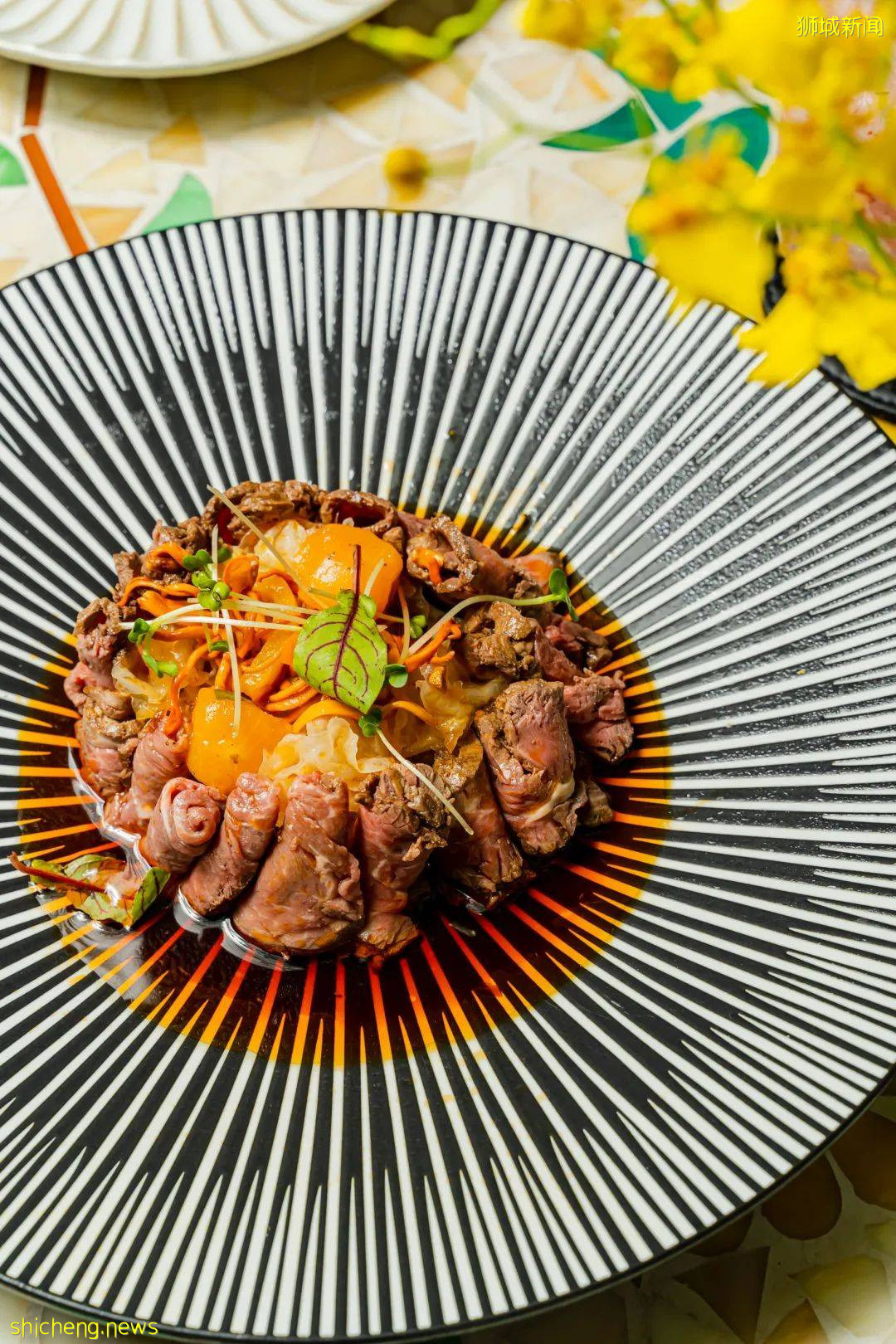 他是如何从新加坡留学生,变身魔都爆火网红餐厅主理人