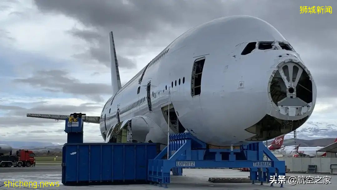 变成钥匙扣的空客A380：新加坡航空公司退役拆解2架世界最大客机