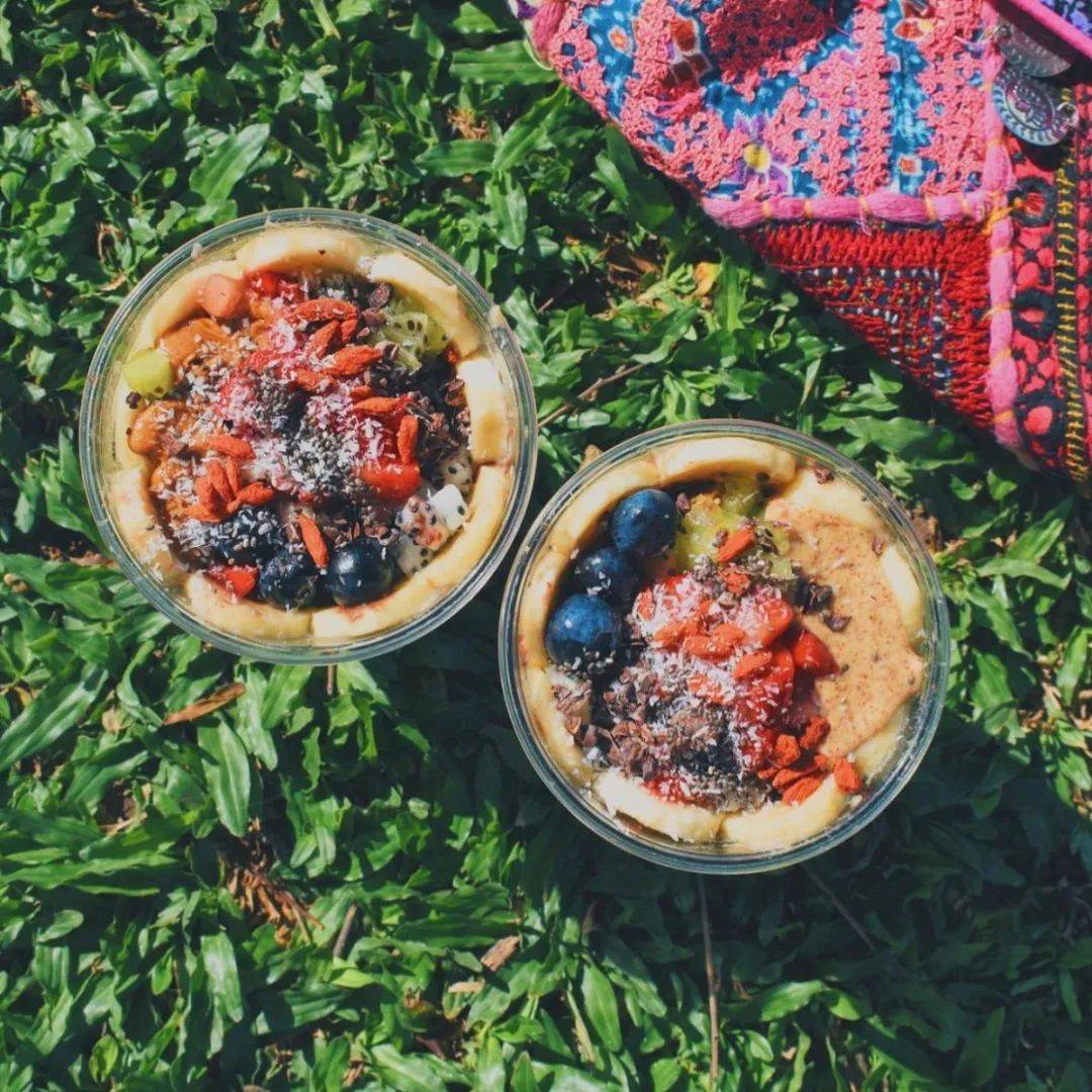 你與馬甲線之間，真的就只差一碗“Açaí Bowl”