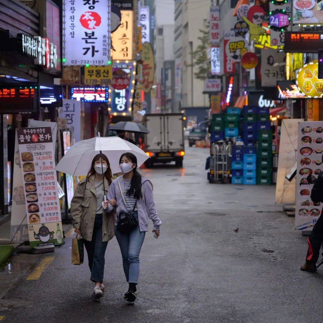 爲了開啓和新加坡的航空泡泡,中國香港政府竟然做了這件事