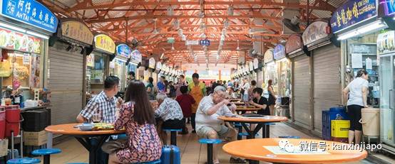 “新加坡在与病毒共存的同时，很多问题也逐渐暴露出来......”