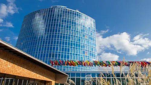 驚!吃個飯拍個照,在獅城再平常不過的事,竟然可能觸法!