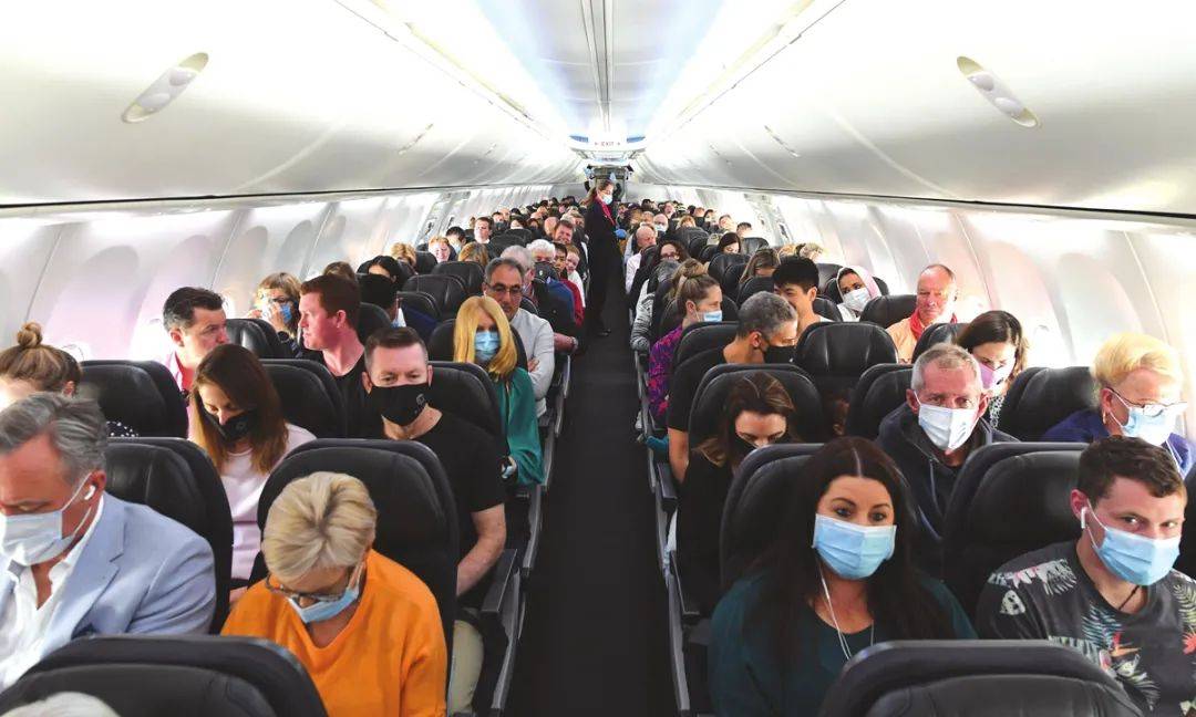 打疫苗後,新加坡去香港隔離僅需7天!疑機上感染,酷航被禁飛