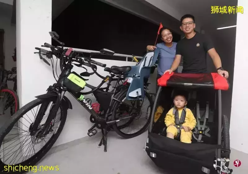 新加坡年轻父母带二岁娃骑行环岛 4天3夜完成172公里旅程