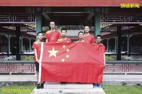 新加坡全面疫情解封，人山人海！學生再面臨感染“闖關”