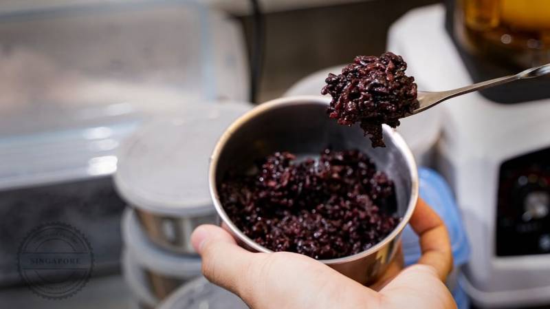 有米酸奶開到Tampines Mall 和 Hougang Mall!全店買一送一!越喝越有米的低卡神仙飲料