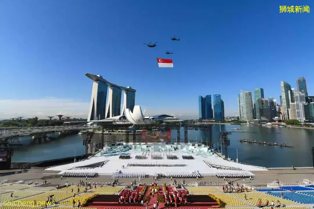 重逢新加坡盛大国庆!万人看海陆空演习绝美烟花,抢票攻略来了