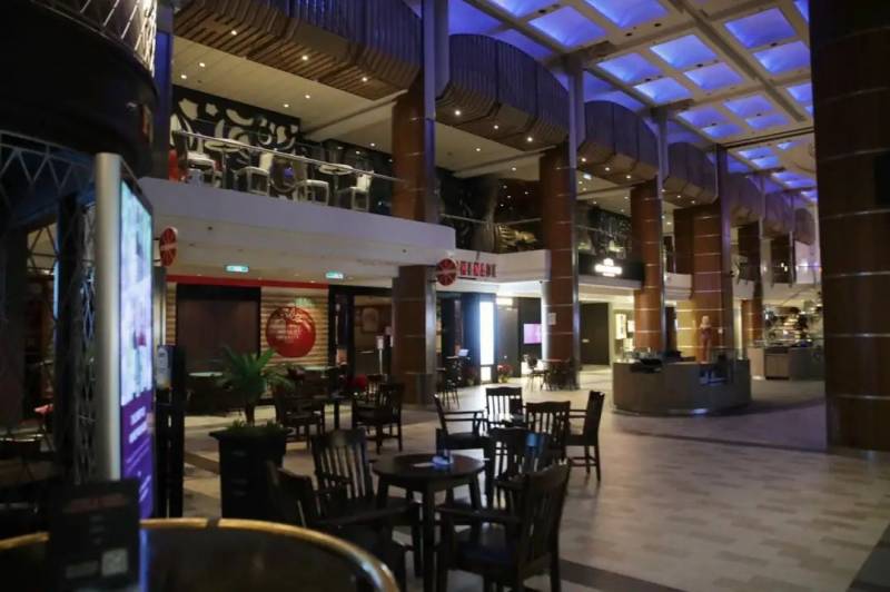 新加坡出发皇家加勒比游轮出现“确诊”?老翁:不遗憾,期待还有机会再和家人旅行