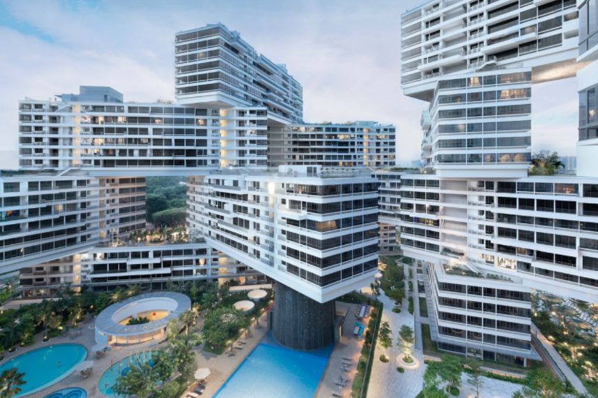 疫情期间经济不景气　私宅为何还卖得那么火红？