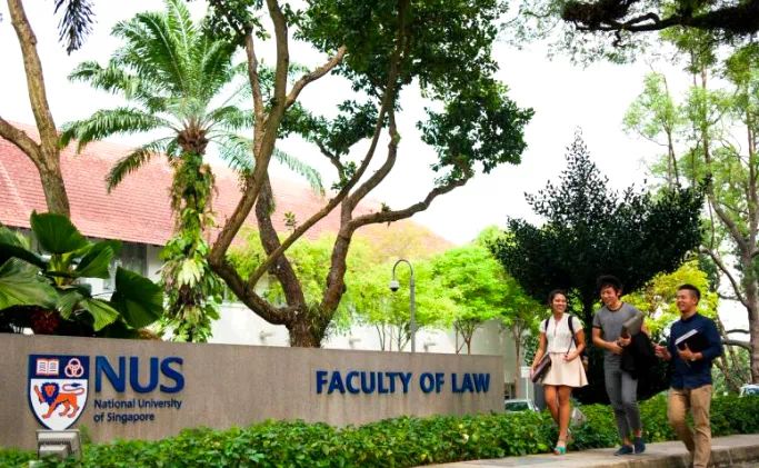 新加坡国大法学院放宽笔试和面试标准