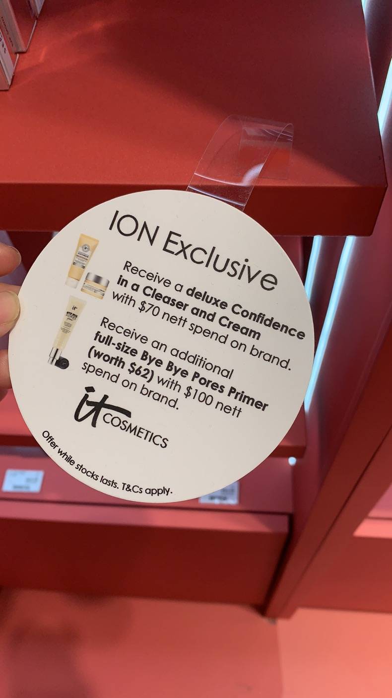 直击新加坡丝芙兰全场大促现场!除了史上最佳全场额外75折,还有拿到手软的满赠活动、低至5折的热门彩妆优惠