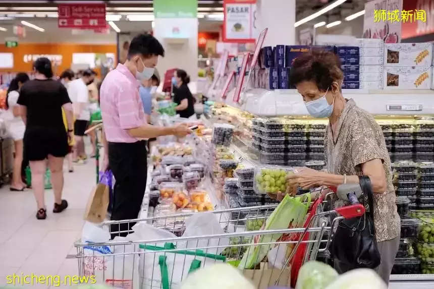 150 万新加坡人将在 8 月收到高达 700 美元的 GST 代金券