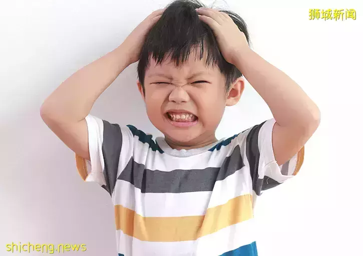 新移民家長:我的英文水平,還沒新加坡小學一年級孩子好