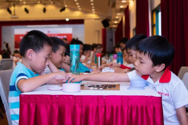 “第六届宗乡杯全国学生围棋锦标赛”圆满落幕，逾400名棋手纹枰对弈