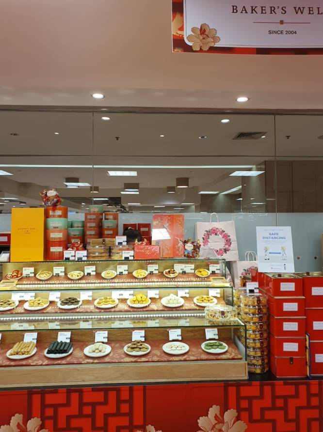 由于COVID 19大流行，高島屋的2021年春節交易會上展位減少至24攤位