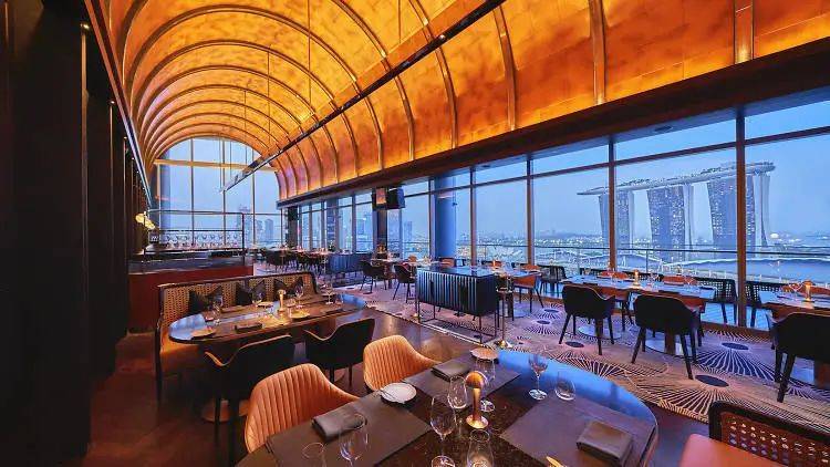 新加坡14間高顔值觀景餐廳，浪漫情人節趕早定起來