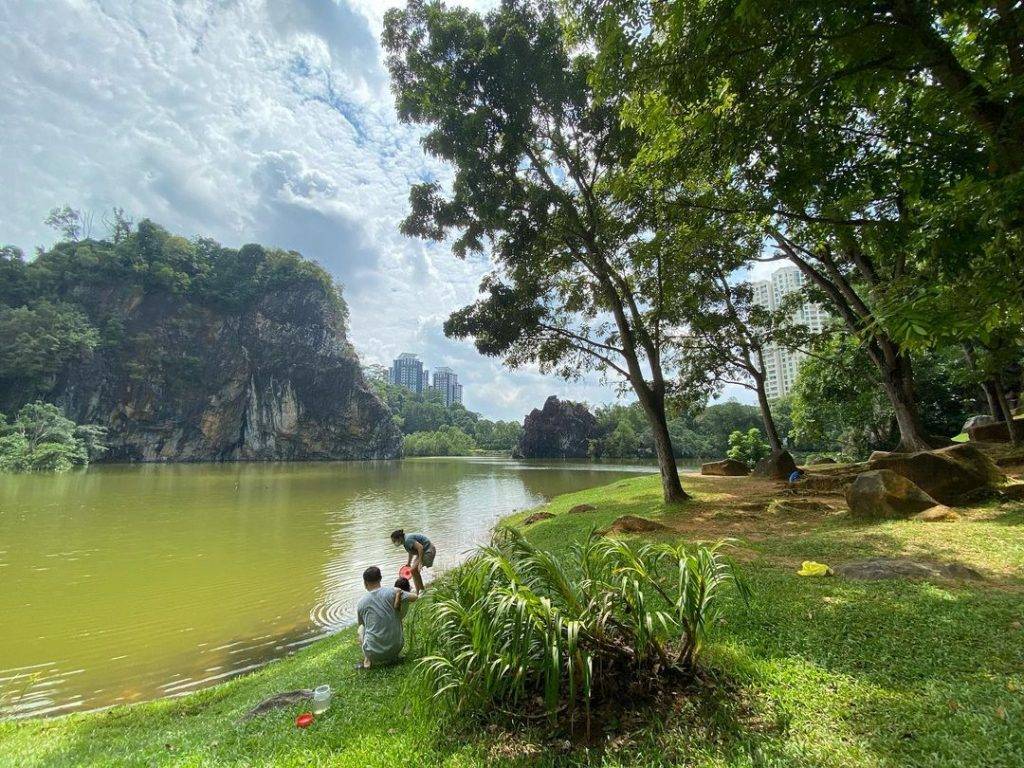 狮城小桂林打卡📷废弃矿场改建、山水好风光,隐藏在武吉巴督城市公园📍