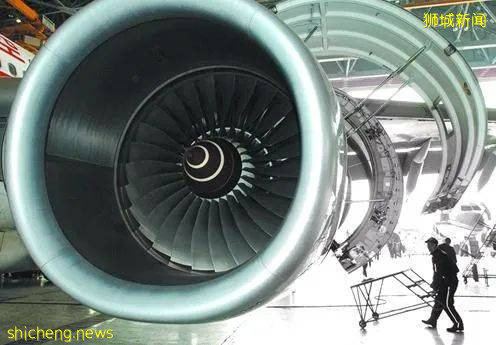 新加坡、马来西亚留学有多不同?修飞机的转型码农,难吗