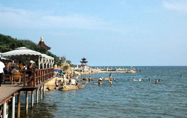 为何新加坡人拿着”很高“的收入，却很少出国旅游