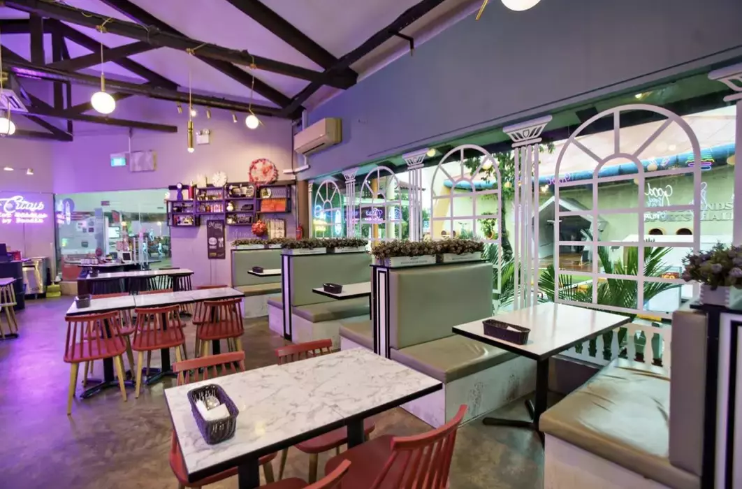 春天来到,找个阳光暖暖的午后一起去喝杯咖啡吧!坡岛这几家氛围感满满的咖啡店你一定不能错过