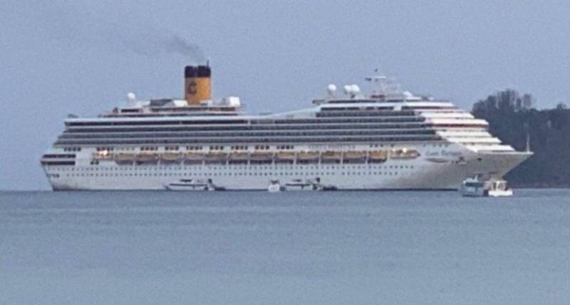 2000人的邮轮，有64意大利人，预计今晚停靠新加坡