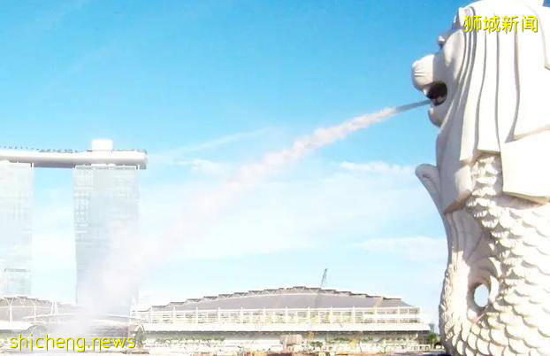 坐擁馬六甲海峽,一度傲視亞洲的新加坡,爲何會走到衰敗邊緣