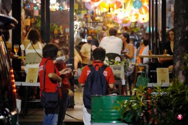 ◤新國阻斷措施◢ 顧客不同桌竟“過台”交流 餐館被指沒阻止 罰