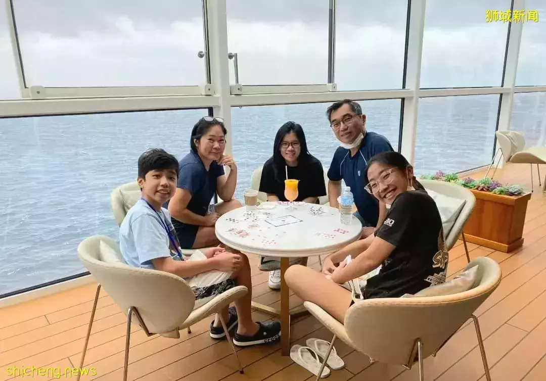 仅有1%生育机会通过领养成为父母 每年庆祝“领养纪念日”