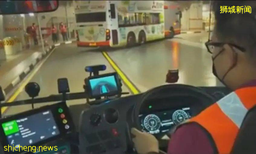 新加坡電動巴士充電碾壓特斯拉！10分鍾搞定？太哇塞了