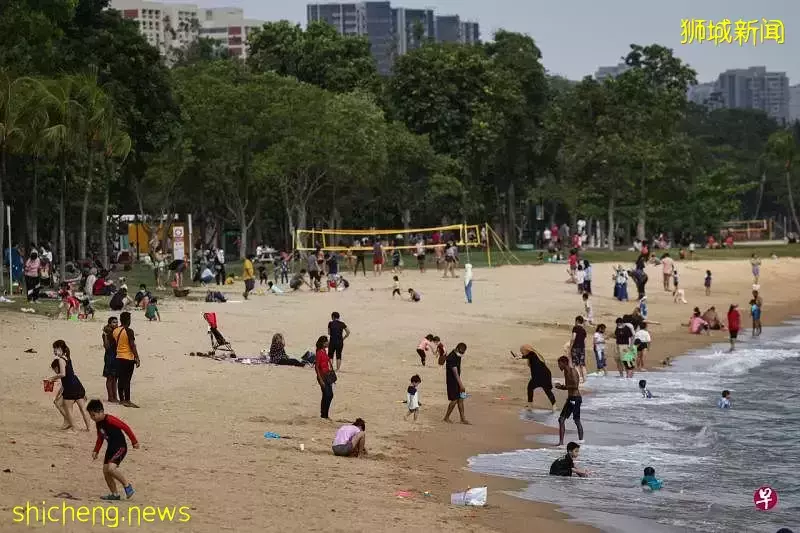 今起，新加坡可挂国旗迎国庆；全岛多地实行禁烟；残障者提高津贴；免费派发检测仪