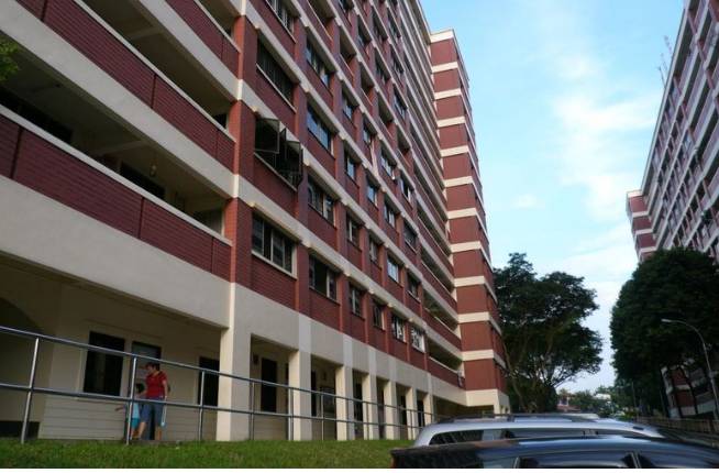 “疫情之後，我到底入籍新加坡還是只拿綠卡？”去年，公民家庭補貼達3800新幣