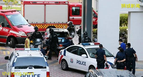 邻居装修太吵 少年持刀上门      回家反锁大闹5小时 