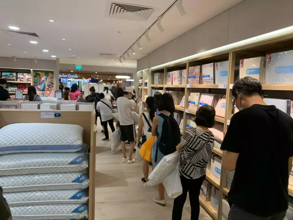 新年换床品咯!五星级酒店同款床套大减价🔥 快闪特价场仅从S$10起!$888发财红包现金礼券等你拿🧧