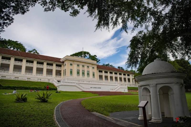 这座网红美照最多的小山,承载着新加坡那段血与火的历史