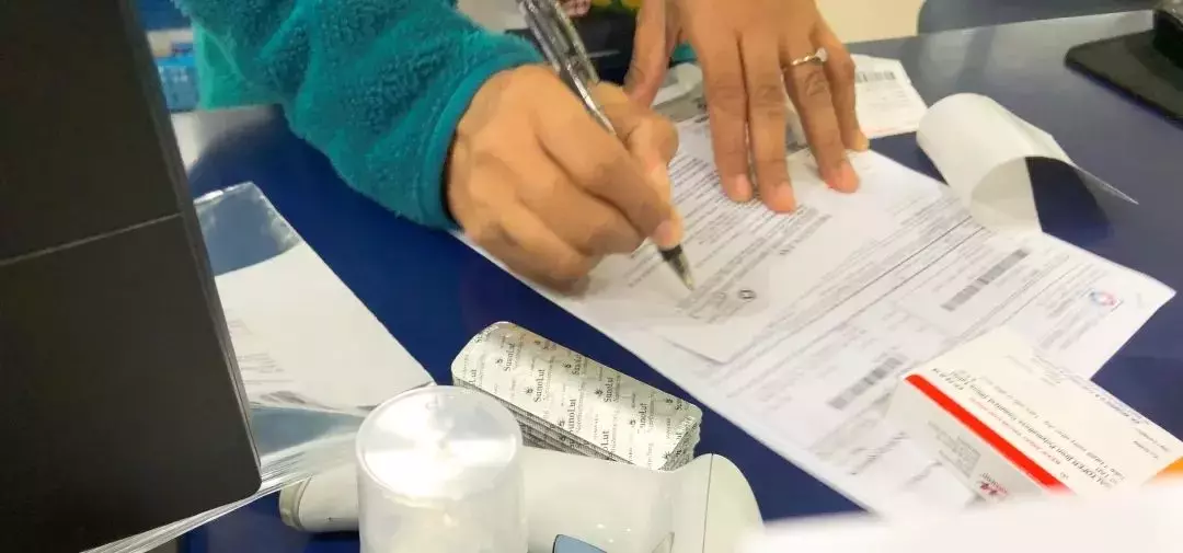 【苟活】我是新加坡第一個因爲大姨媽失血過多而進急診的衰狗嗎