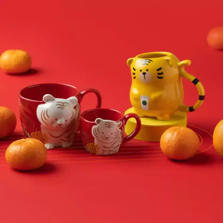 星巴克虎年限定系列即將上市!超萌小老虎主題杯子&公仔,1月5日起發售