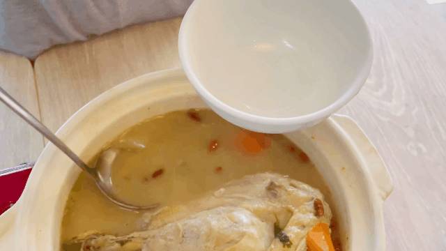 胖胖鸡携新装修强势回归!鸡公煲串烧自助买一送一,无限量供应