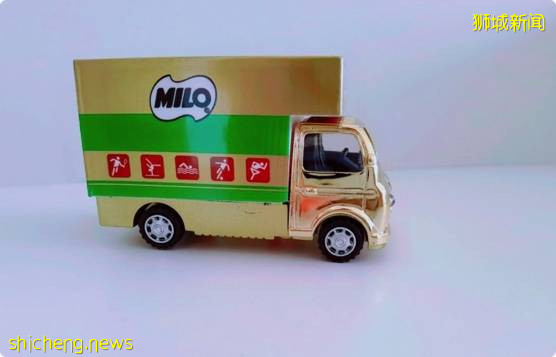 黄金MILO经典面包车免费送, 我Parking好好了 😊