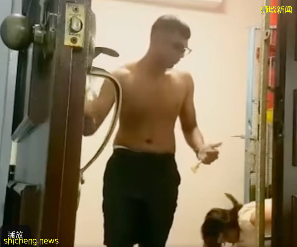 印度裔摇铃做祈祷,华人女邻居暴起敲锣!被警察调查