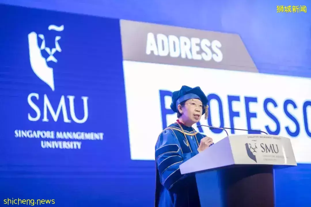 SMU 头条 新加坡管理大学为2020届毕业生举办盛大线下毕业典礼