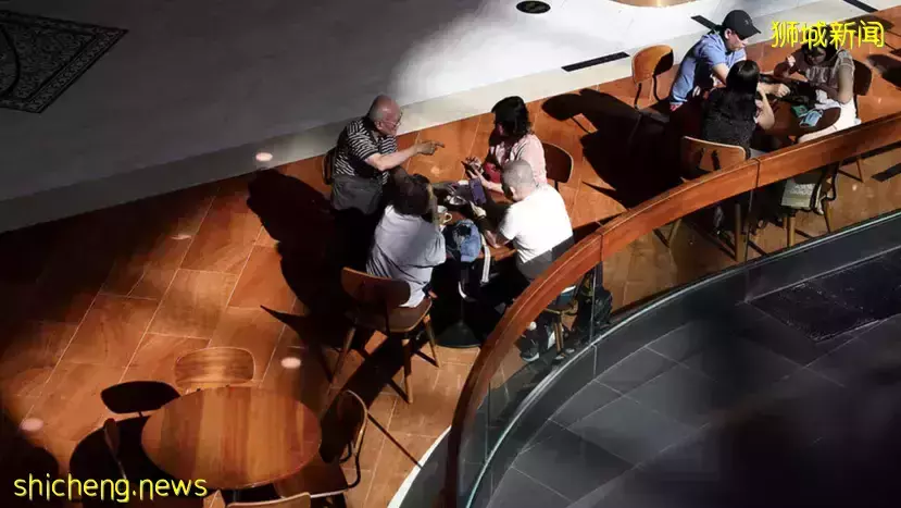 臨近佳節，新加坡進入“缺人潮”，企業願出2至3倍薪酬