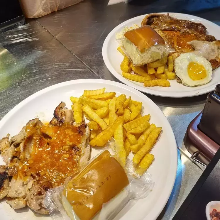 老字号西餐钻研西餐酱料, 打出自己一片天