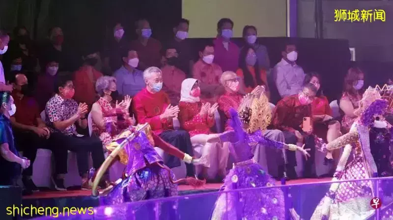 【圖集】這場視覺盛宴在新加坡辦了50年，今年首登星耀樟宜酷炫特效夢幻極了