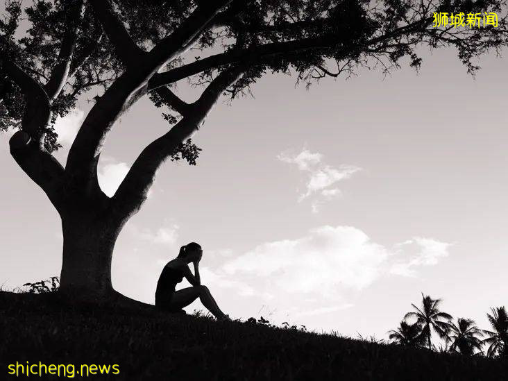 最新調查：新加坡女性的自殺傾向高過男性40% .