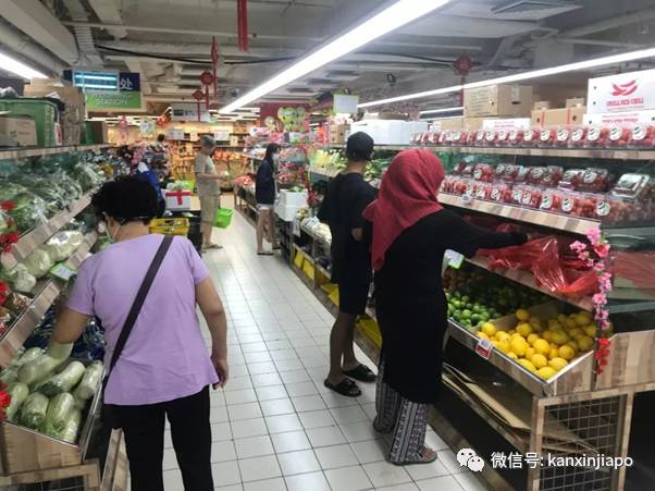 新冠笼罩下新加坡366天的50个瞬间