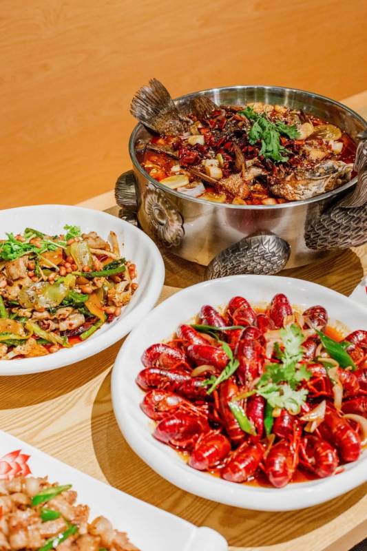 $6666大錦鯉又來了!去年火爆麻辣香鍋旗艦店又開新店了