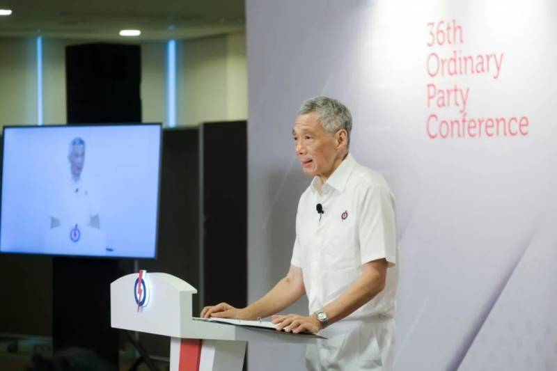 昨天！李顯龍總理爲了開會，接受“戳鼻孔”！會議信息量好大